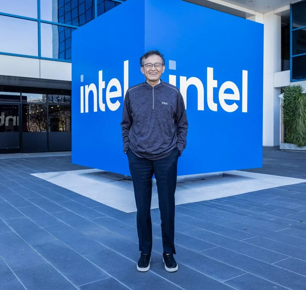 اینتل از همه موج‌های بزرگ جا مانده بود