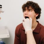 بررسی تمامی عوارض عمل لوزه و علت بروز آنها – مجله سلامت دکترتو